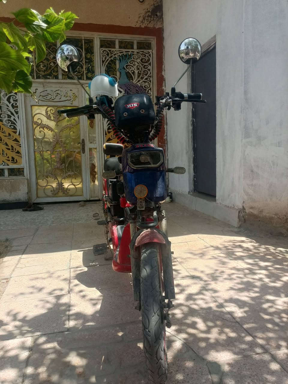 دراجه شحن للبيع سعرها 200 و50
***********
