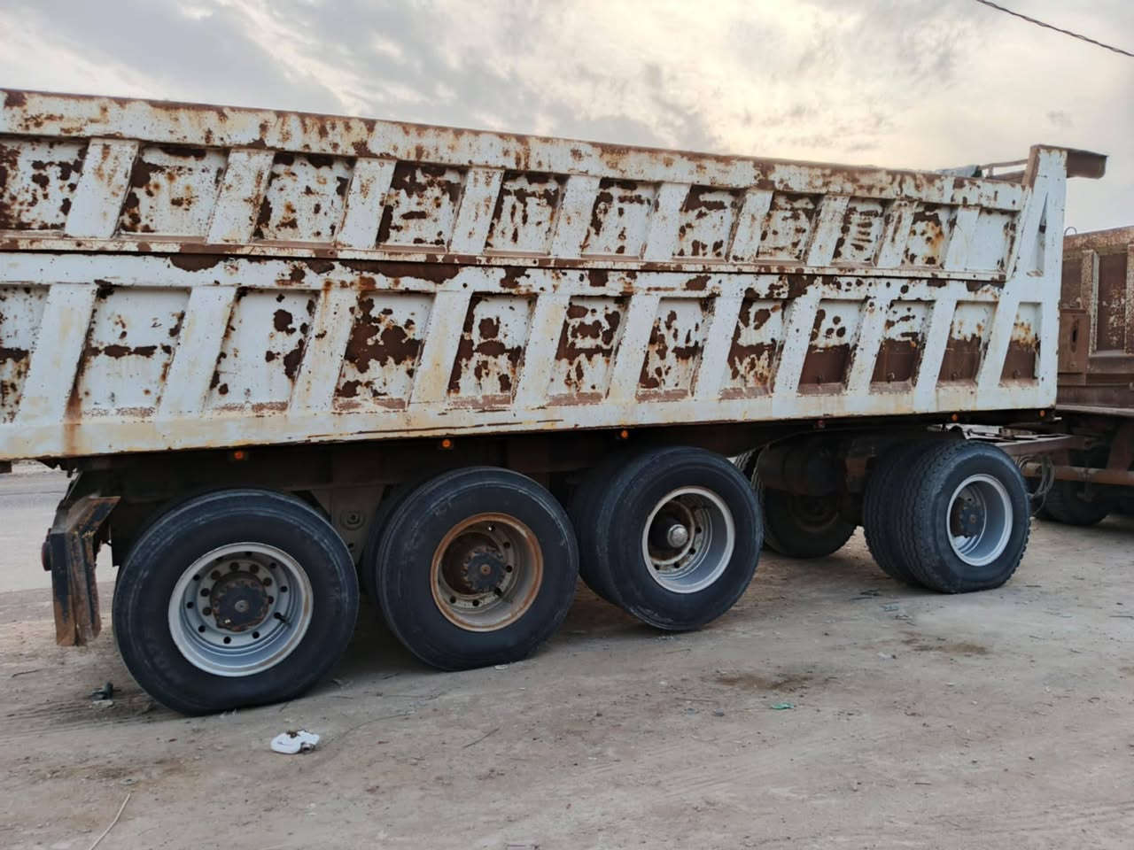 بدي مقطوره البيع ***********
