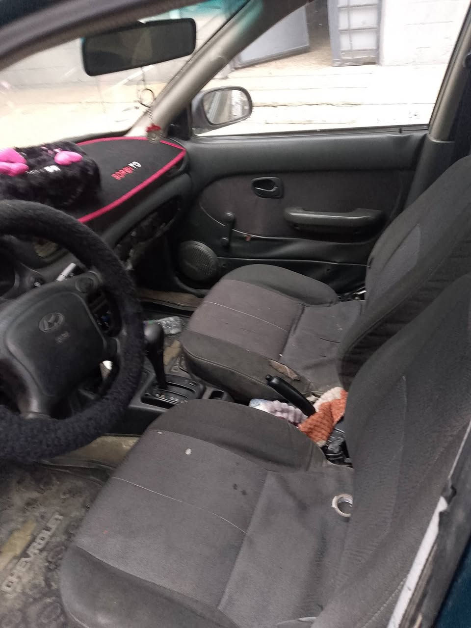 سياره هيونداي اكسنت موديل 94 كير توماتيك رقم نينوى مصطره سنويه 29 كربون بانزين بيها بيع قسط 35 مقدمة20 ورقتين بل شهر مكلف بل نشر ،***********
