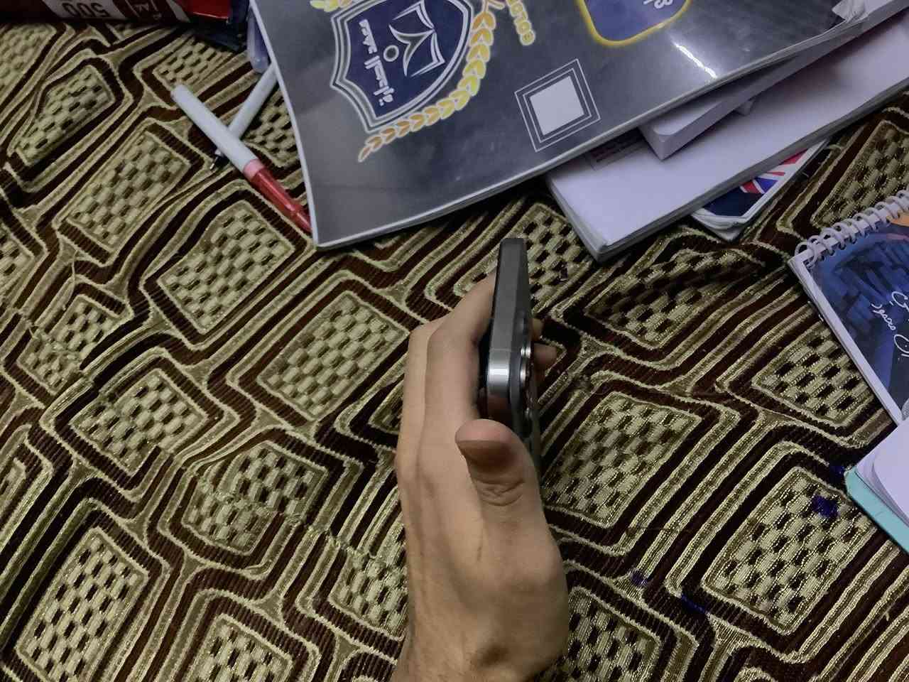 ايفون 15 برو ماكس الجهاز لوك  بطارية 85  قطارة مال شحن ذاكرة265  تيتانيوم  بي حبر بل اعلى على اليمين  ما يبين ابد صارلي 6 شهر استعملة على هاي الحالة  واريد ابيعه حتى اخذ احدث وانطيك ضمان شهر اذا الحبر طك  الرقم*********** واتساب عنوان موصل السعر800
