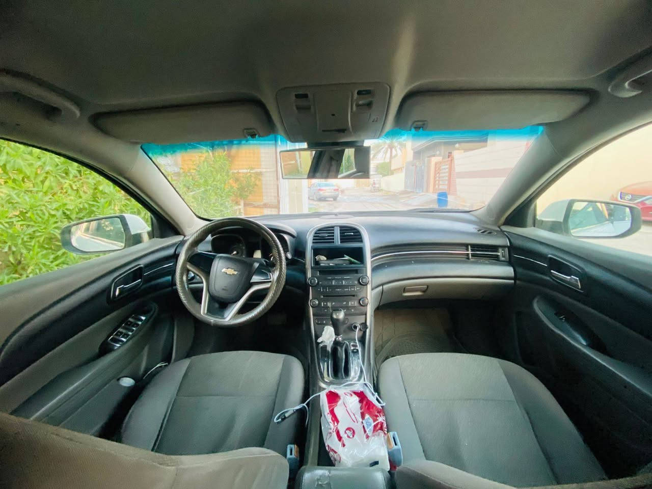 السلام عليكم
شوفرليه ماليبو موديل 2013 فئة LS وارد خليجي 4 سلندر 2400 ضررها جامرلغ خلفي جهة الصدر و بيها ملاحظات بسيطه السعر 97 وبيها مجال بسيط مكانها ديالى شهربان اي استفسار موجود خاص رقم الهاتف ***********
