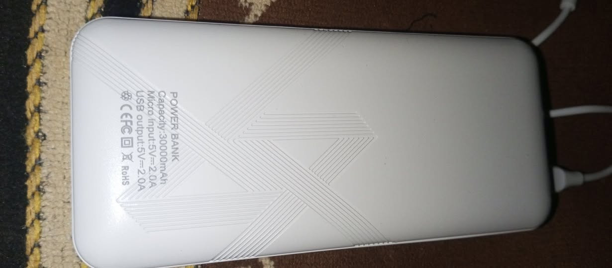 السلام عليكم 
بور بنك للبيع مال امزون 
السعر 15الف 
سبب البيع ياخذ وقت للشحن يعني لازم تخلي اقل شي 10ساعات ونظامه يشحن عن طريق شاحنة الگلگسي فقط


**إذا كنت صاحب هذا الإعلان وتريد حذفه لأي سبب، رجاءا أرسل رسالة إلى الدعم الفني**