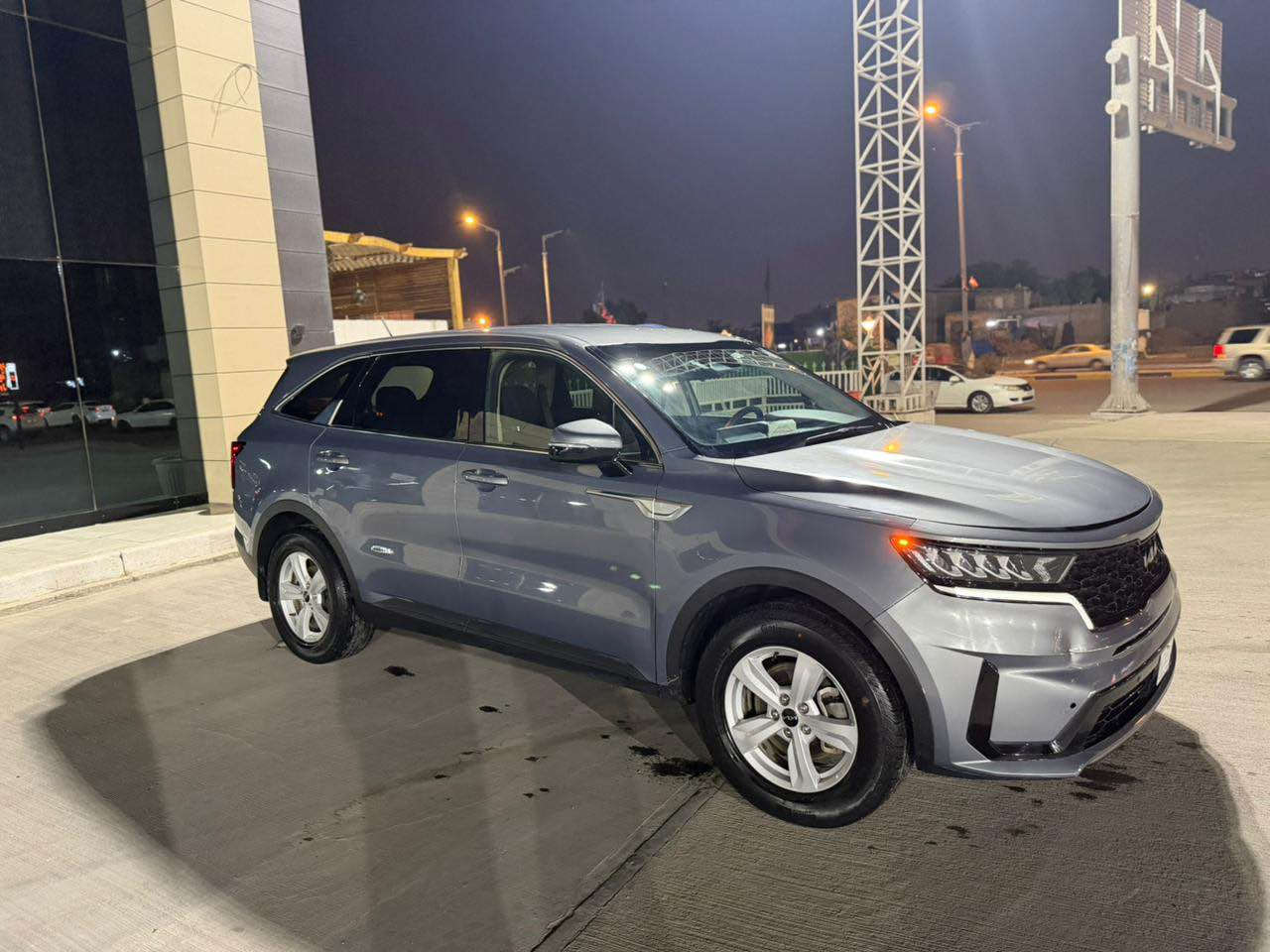 مكلف بنشر لحد يراسلني
السلام عليكم كيا سورنتو مديل 2023 وارد امريكي حادثه موجود بصور دعاميه مبدله والبنيد راجع نفسه (بدون رقم) السياره جاهزه من مكينه وكير وتبريد وحداديه ايرباك استيرن فقط السياره استخدام بنيه شخصي السياره جاهزه ع الاخير موصفات عاديه
عنوان السياره البصره الموفقيه
رقم الهاتف:***********
السعر 205وبيها مجال بسيط البصرة, العراق
