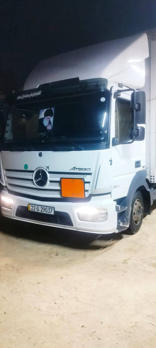 مرسيدس اتيكو موديل 2015 رقم اربيل مكينة 6 سلندر  السيارة مكفولة كفالة عامة من الصبغ والشاصي نضيفة استعمال جدا قليل 
مكان السيارة البصرة  السعر 280
للاتصال :***********
