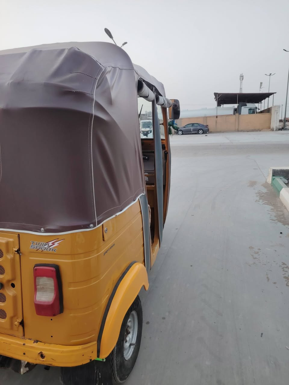 سلام عليكم تكتك مديل 20 تكتك حلوه ونضيفه التواصل ماسنجر ورقم ***********
