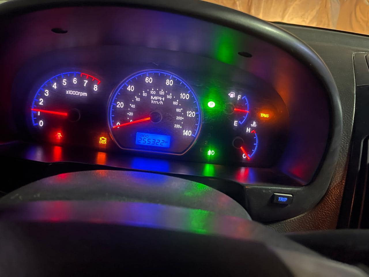 سلام عليكم النترا موديل 2008 محرك 2000
حادث باب خلفي امدل 
مع منضومه غاز  
اتصل على رقم ***********
السعر 95 وبيه مجال
