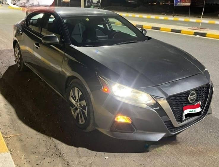 نيسان التيما 2020s
رقم بغداد الضرر بنيد مبدل وجاملغ خلف السكن كلير امريكا 
ماشية 180 الف 
السعر 130 مع مجال بسيط 
بيع مستعجل 
للتواصل ***********
مكاني كركوك
