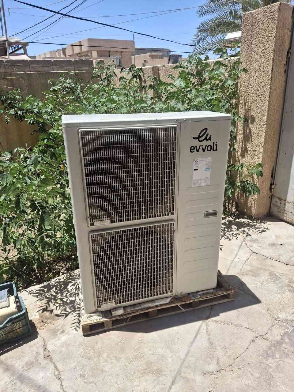 سبلت كنتوري ايفولي ٣طن غاز ٤١٠ دبل مروحه مشتغل موسم واحد الشراي يتفضل خاص او يتصل ***********
