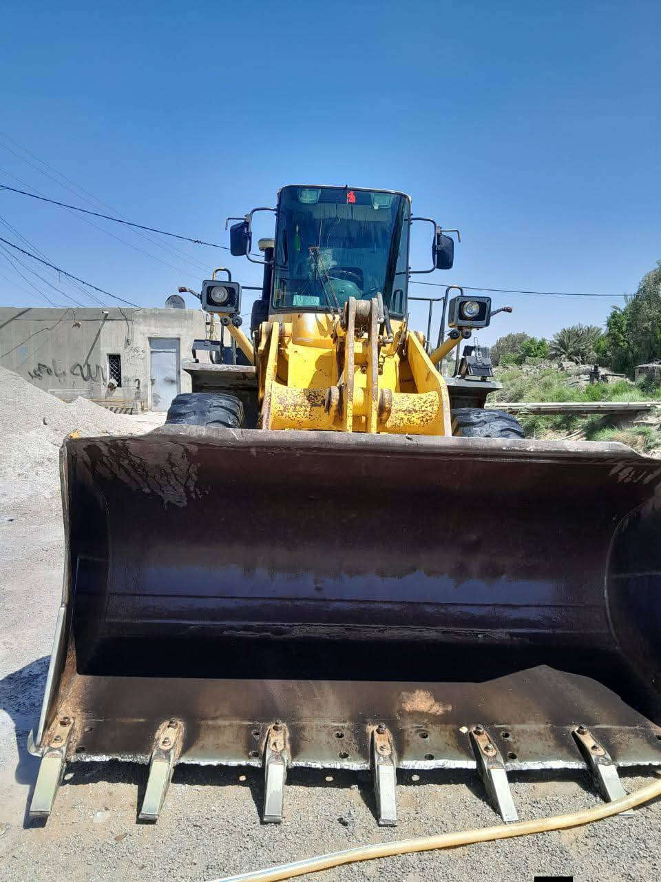 شفل كوماتسو حجم 320 مديل 97 رقم واسط 
واسط قضاء الحي للاستفسار ***********
