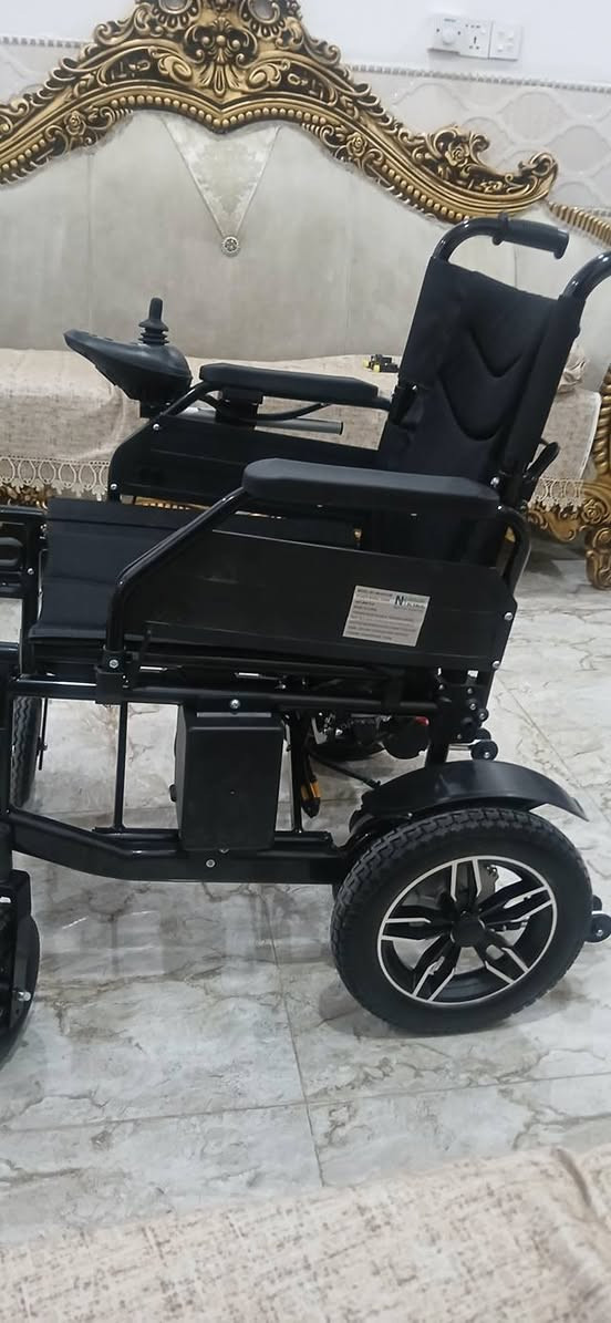 كراسي كهربائيه جديده بالكارتون يطبك ويصير بالسياره بدون رفع البطاريات الشراي يتصل بغداد سعره ٦٠٠الف مع التوصيل حجم


**إذا كنت صاحب هذا الإعلان وتريد حذفه لأي سبب، رجاءا أرسل رسالة إلى الدعم الفني**