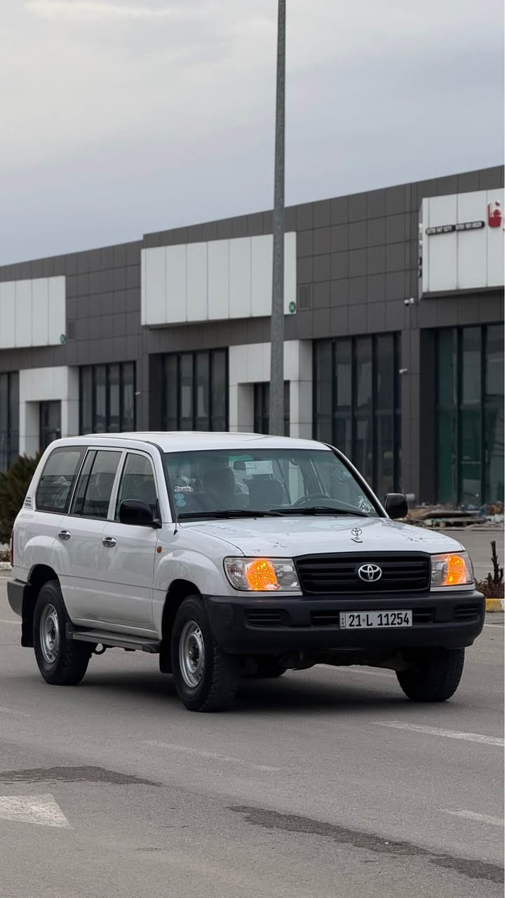 مونیکا ٢٠٠٥  فول عادی تەحويل عەسلی گێڕ عادی دەبڵ ئێرباگ فڵچەو هۆک. شاشە ئایپاد و کامێرا  دەبڵ تانکی ٤ تایەی لۆک سەنەوی تازە بەناوی خۆمەوەیە سەیارەکە نمونەیە بێ بۆیاخە گێڕوو مەکینەو ئەکسلی بەشەرت سعری ٢٢٠$ گەڵایە و مەجالێکی برایانە شوێن سلێمانی.  ***********
*********** السليمانية, العراق
