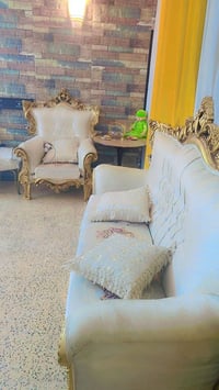 غراض للبيع لغرض السفر أو اكو بعد مامصورهن طب خاص ودلل على أسعار... 077...