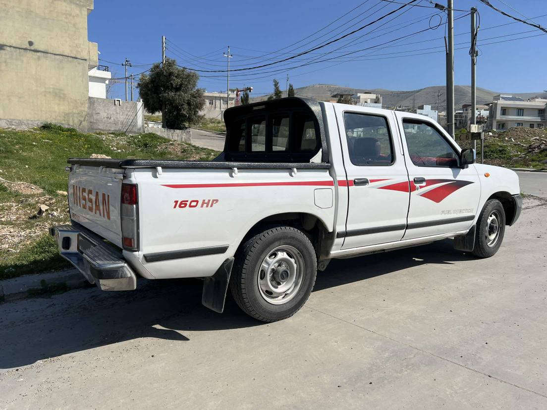 نيسان پيكاب ٢٠٠٨ ڕەقەم سلێمانی
بێ بۆياخ يەك پارچەی بچوك ساردی هەيه
سەنەوی تازه تا ٢٠٢٨ 
گيرو مەكينەی بەشەرت و بێ كێشەیە
نرخی 135 و معامەلە
***********
*********** السليمانية, العراق
