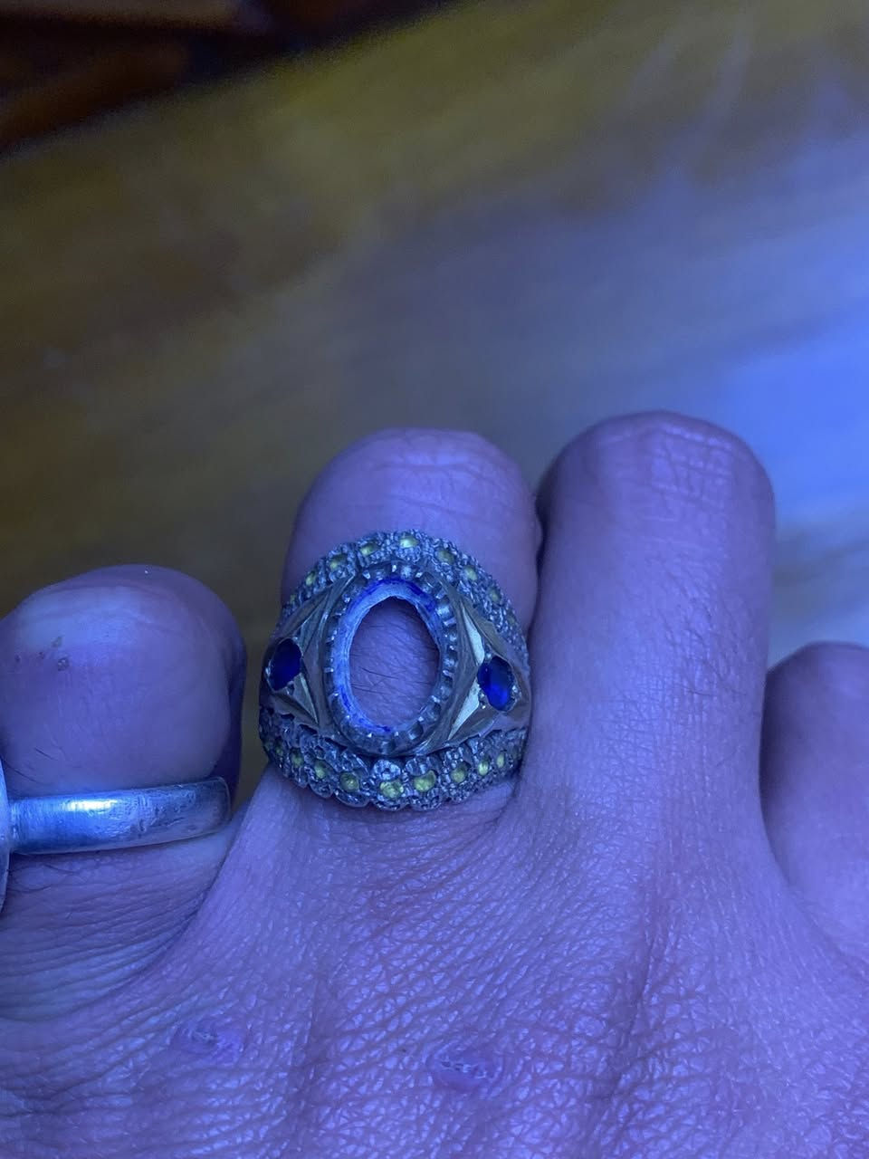 صياغت جراح الغرام 5قفل ننالخير مكاني مدينت آلصدر وزنه 15غرام هذا رقمي ***********
