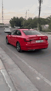 السلام عليكم
جيتا ( ار لاين ) 𝟐𝟎𝟐𝟏 𝐕𝐨𝐥𝐤𝐬𝐰𝐚𝐠𝐞𝐧 𝐣𝐞𝐭𝐭𝐚 𝐑𝐥𝐢𝐧𝐞
------------------------------
المواصفات :
- البصمة
- السلايد 
- التشغيل عن بعد 
- الرادار امامي خلفي 
- النقاط عمياء
- الكشنات جلد + تدفئة + استيرن تدفئة 
- الثلاث انظمة قيادة : 𝐄𝐜𝐨 - 𝐍𝐨𝐫𝐦𝐚𝐥 - 𝐒𝐩𝐨𝐫𝐭
- الهاند بريك كهربائي 
- التبريد قطعتين 
- الگير 𝟖 نمر 
- المحرك 𝟏.𝟒𝐓𝐮𝐫𝐛𝐨 
------------------------------
- الممشىٰ : 44000 mi
- الضرر : ربع بونيد والحادث موجود بالصور
- السنويه جديده لحد ٢٠٢٧ 
- السعر 170$
------------------------------
- المكان بغداد اليرموك📍
- للاستفسار :
- *********** // اتصال + واتساب
- تحياتي للجميع
