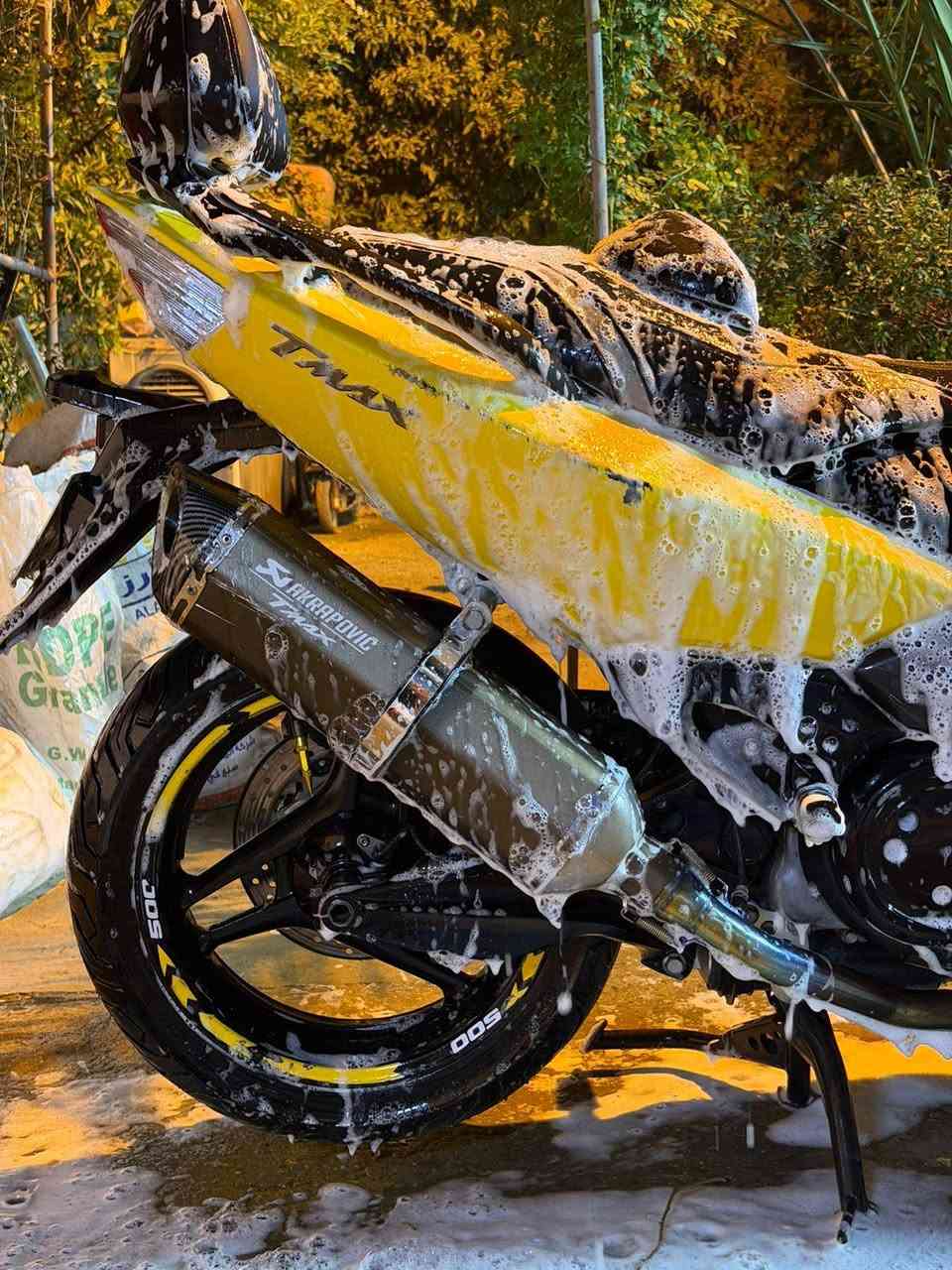 سلام عليكم 
TMX 2011 
رقم وسنويه تحويل ثاني يوم 
دراجه تخبل شلعه معدل تشك الكاع 
عليه كم تزويده
صالنصه رياظي ولبلادي موجود 
كلجات رياضي 
عدسات زنون 
دومشه رياضي 
الدراجه دبل سويج 
ترايك للبصره 
العنوان بغداد ابو غريب 
للستفسار اتصل ***********
