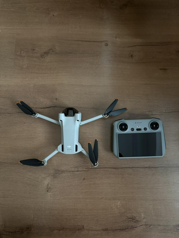 للبيع dji mini 3 pro سنكل / سمارت كنترول
مستعملة قليل / امبدل بيها ecs فقط
وياها جميع محلقاتها + فلاتر هدية
السعر مليون / 1000,000
ماكاني أربيل/ ماعندي توصيل 
للتواصل خاص


**إذا كنت صاحب هذا الإعلان وتريد حذفه لأي سبب، رجاءا أرسل رسالة إلى الدعم الفني**