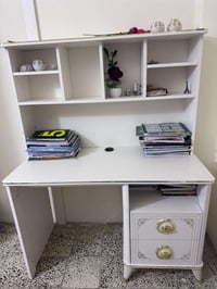 ميز دراسه • تركي اصلي • متر وربع