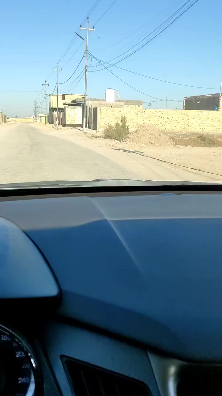 السلام عليكم..رمضان كريم تقبل الله صيامكم وقيامكم.
قطعة للبيع مجمع سماح الحولي زراعي سند 25 المساحة 160م واجهة 8م ونزال 20م بداية المجمع ثالث شارع على جهة اليمين السعر 22 وبيها مجال قليل الإتصال 
***********
