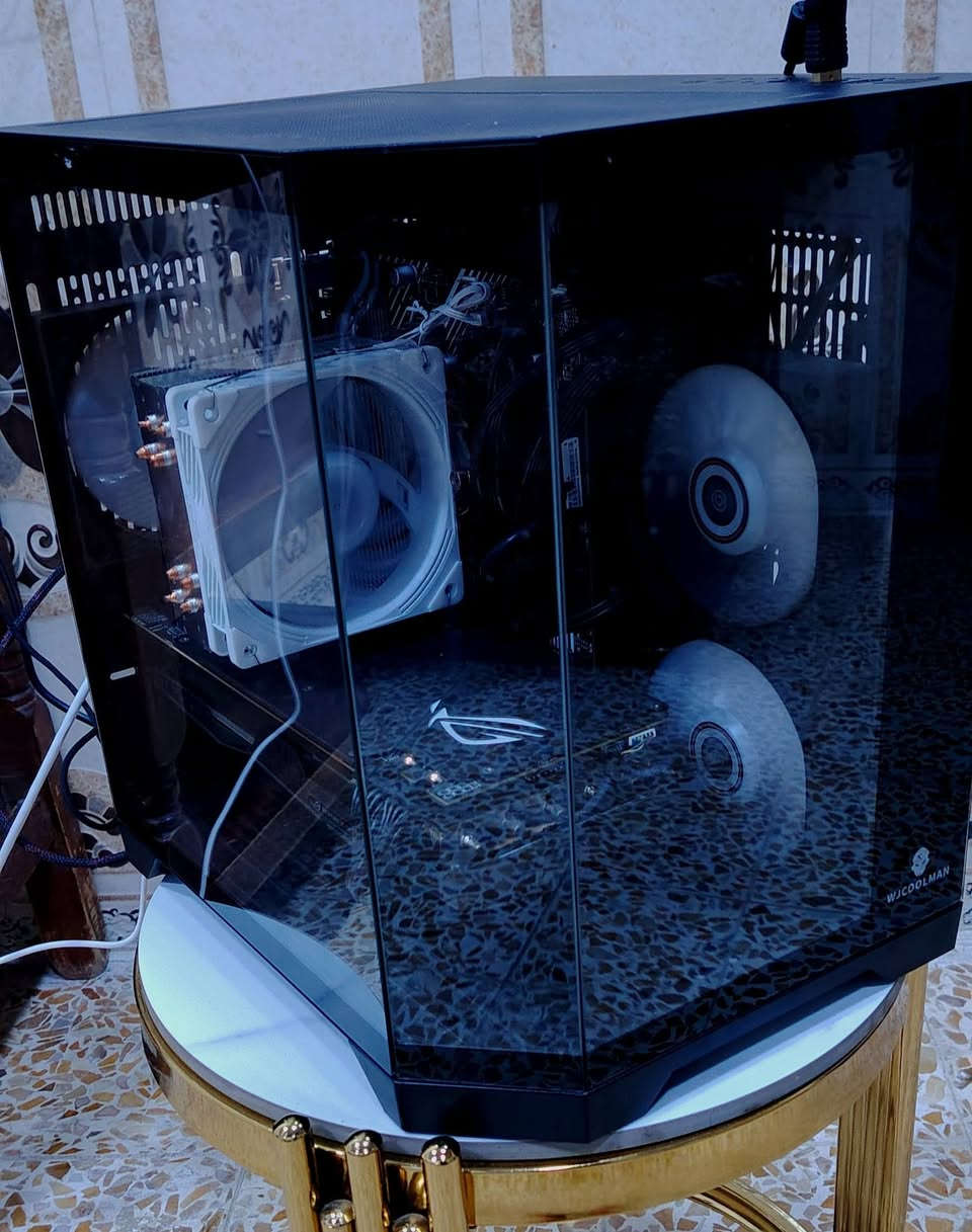 تحية طيبة للجميع
متوفر تجميعة كيمنك للبيع كيس فقط 
السعر 665 الف

CPU I5 10400F 6 CORE 12 THERADS 
COOLER CPU 120M RGB MASS 
RAM 16 GB DDR4 3200MHZ 
M B H510M ASUS PRAIM DDR4 
GPU RX VEGA 56 ASUS ROG STRIX 8GB 
POWER 550 W FULL MODELER ACER 
CASE X3 FAN RGB CLAS GEMING 
SSD 256 
HDD 320 GB 

ملاحض الكرت يعادل RTX 2060. او RX 5700
مكاني موصل توصيل موجود 
للتواصل *********** واتسب
