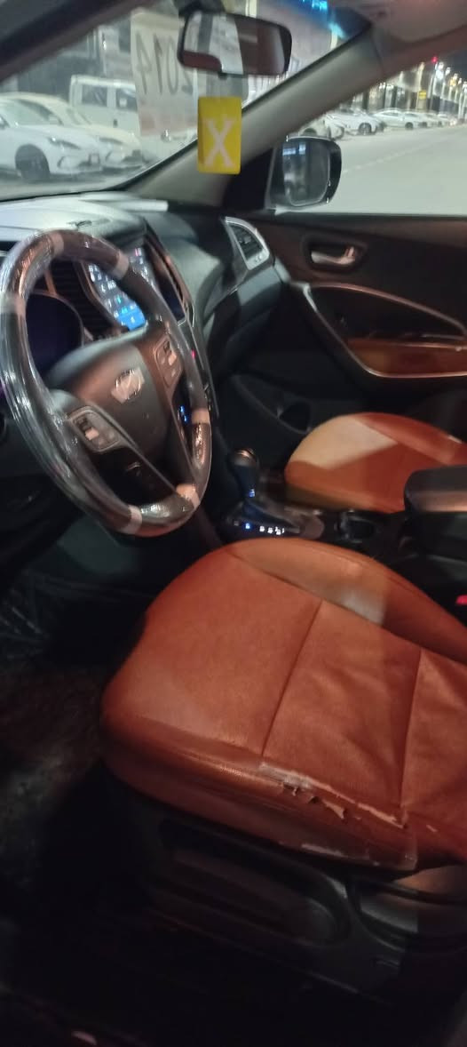 سلام عليكم هونداي سنتافيا موديل ٢٠١٤ ماشيه ١٣٠ كيلو رقم أربيل دولي مكينه مفتوح ٤سلندر السياره داخل قرميطي ضرر بوند صبغ بدون دواخل شرط بدون بارد سنوية جديد هزه جديد سعر ١٥٥ بيهه مجال قليل رقم تلفون كورك *********** اسيا ***********/////
