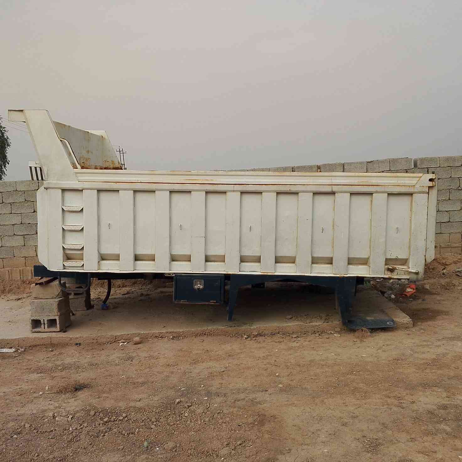 بدي للبيع ***********.......
