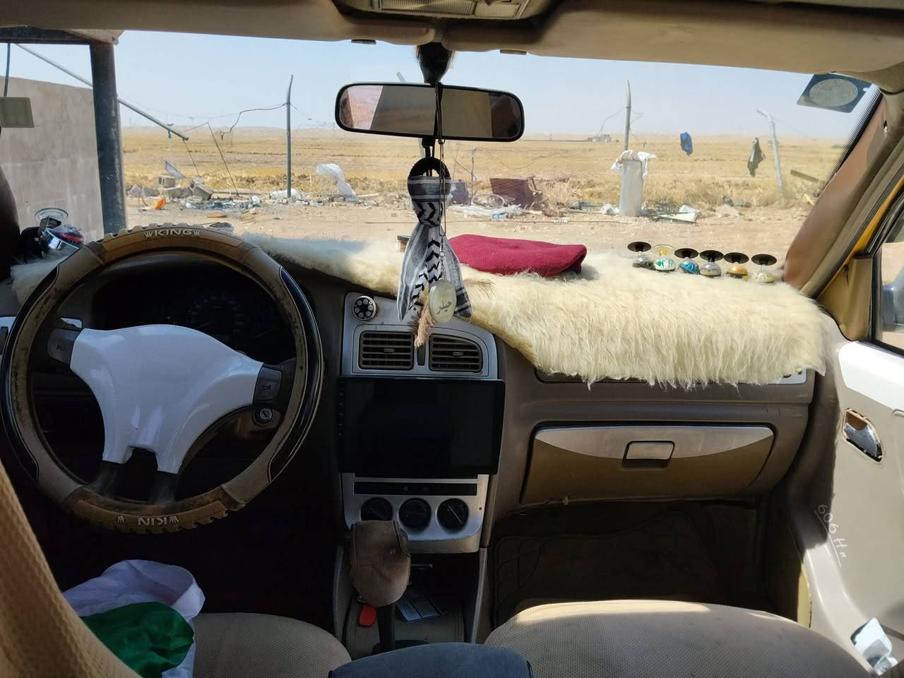 للبيع شيري كوين،
2010
 سنويه بسمي 
رقم جديد ممطلوب 
لأ هيه ولا غراما 
مكينه وكير يارس 
سستم كامل مضخم شاشه جبيره ايبات 
صدر أمامي وخلفي جديد تبريد ناقصه كوبيسر 
مناقصه شي 
سعره قفل قفل 38
مكاني خانقين 
***********
