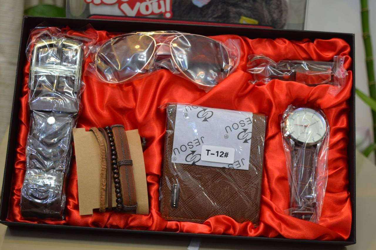 لأن الحب يستاهل هدية مميزة ✨
هدايا عيد الحب متوفرة الآن 💝
فاجئ/ي من تحبين بهدية تعبّر عن مشاعرك 💌
الكمية محدودة… لا تفوتين الفرصة ❤️


**إذا كنت صاحب هذا الإعلان وتريد حذفه لأي سبب، رجاءا أرسل رسالة إلى الدعم الفني**