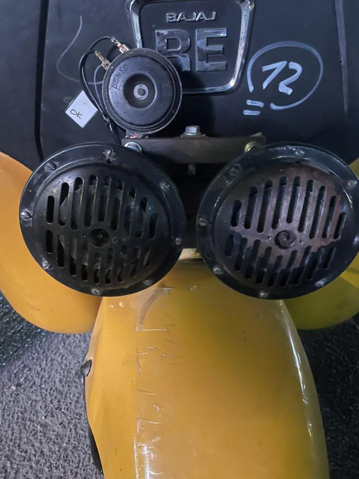 السلام عليكم بوش مساسه لبيع سعر متين وخمسين رقم لأهاتف***********
