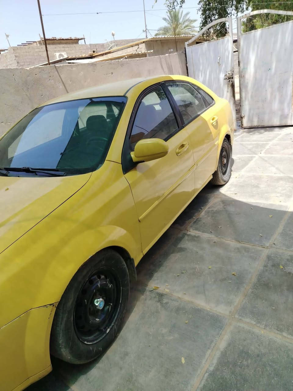 سيارة اوبترا البيع موديل ٢٠١١اتصال ***********
السعر ٥٥ وبيهة مجال 

مكينة وكير كفالة
