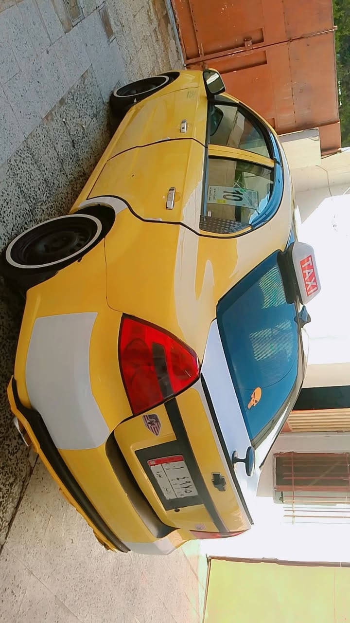 افيو للبيع كير ومحرك كورلٱ اوتو سيارة ربع متصرف عليها ***********
