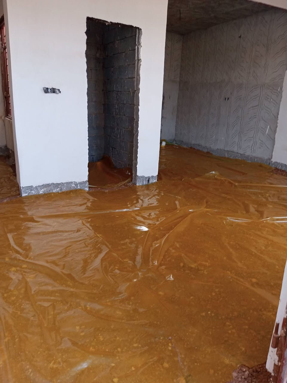 سلام عليكم اخوان اللي يحتاج خباطه صب ارضيات تدخيل سبيس وحدل ***********
