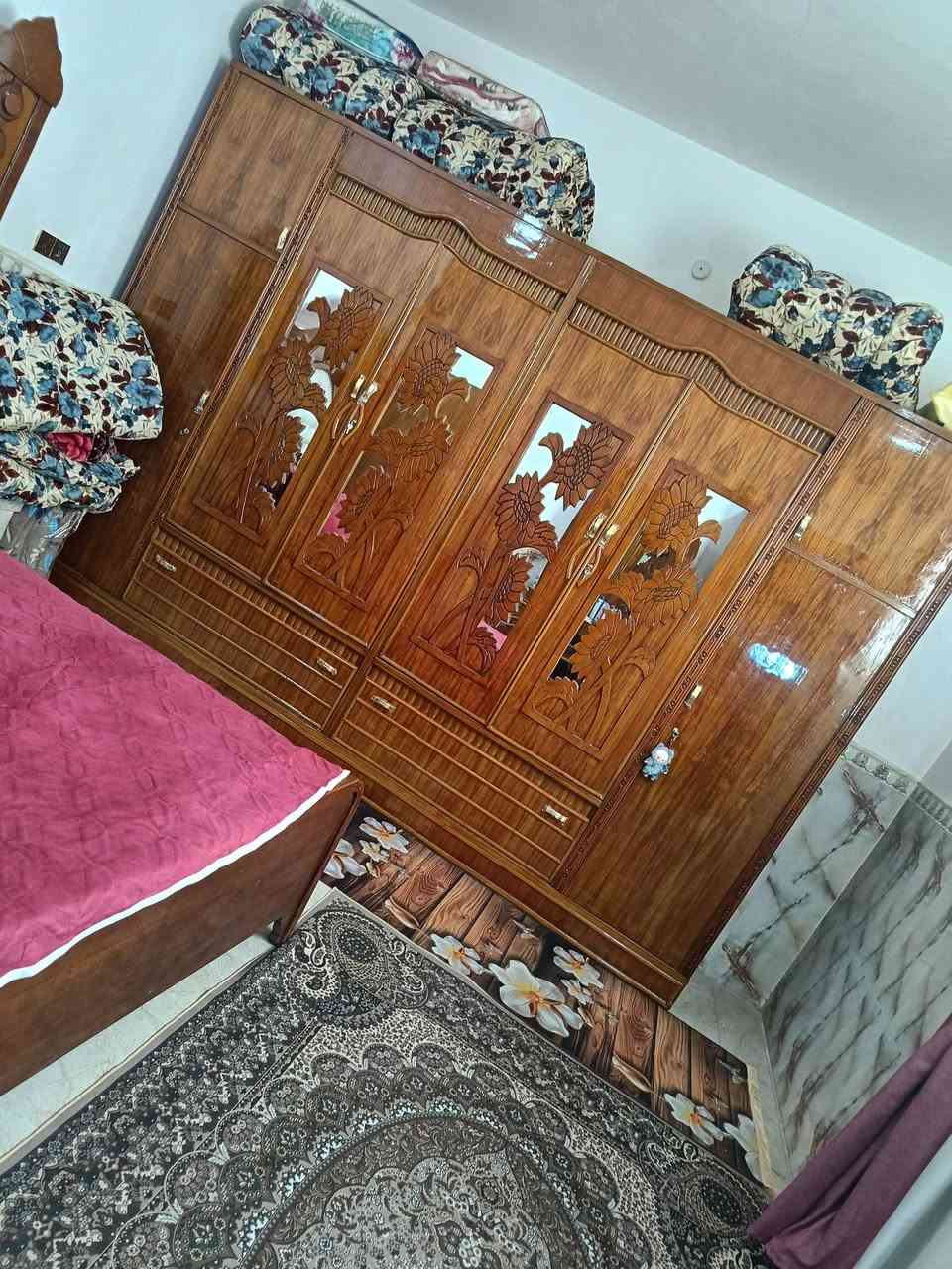 غرفه نوم نجاره لبيع اسعر مليون وبيها مجال المكان بابل ***********
