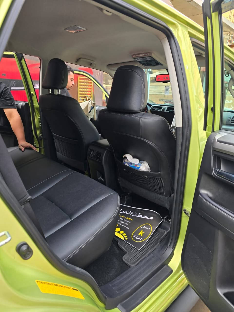 السلام عليكم
تحية طيبة لجميع الموجدين 

السيارة للبيع 

بأختصار حادثها واضح وتعديل حلو على السيارة 

ربع دعامية فقط صبغ 

وتعديل بسيط بالشاصي الايسر 

سعر السيارة قيمها بلي يرضي الله 

اني مستوردها وباسمي 

موديل 2023

لحد هسة ماشية قريب 21 الف كيلو وليس ميل 

موجودة السيارة بالكرادة 

واي استفسار تتصل عليه وبلي يرضي الله ابيع السيارة 

لأن جاي السوگ كلنا نعرف مخربط 

السيارة لونها مميز ونادر هاللون ماشاء الله

رقم تلفوني ***********
