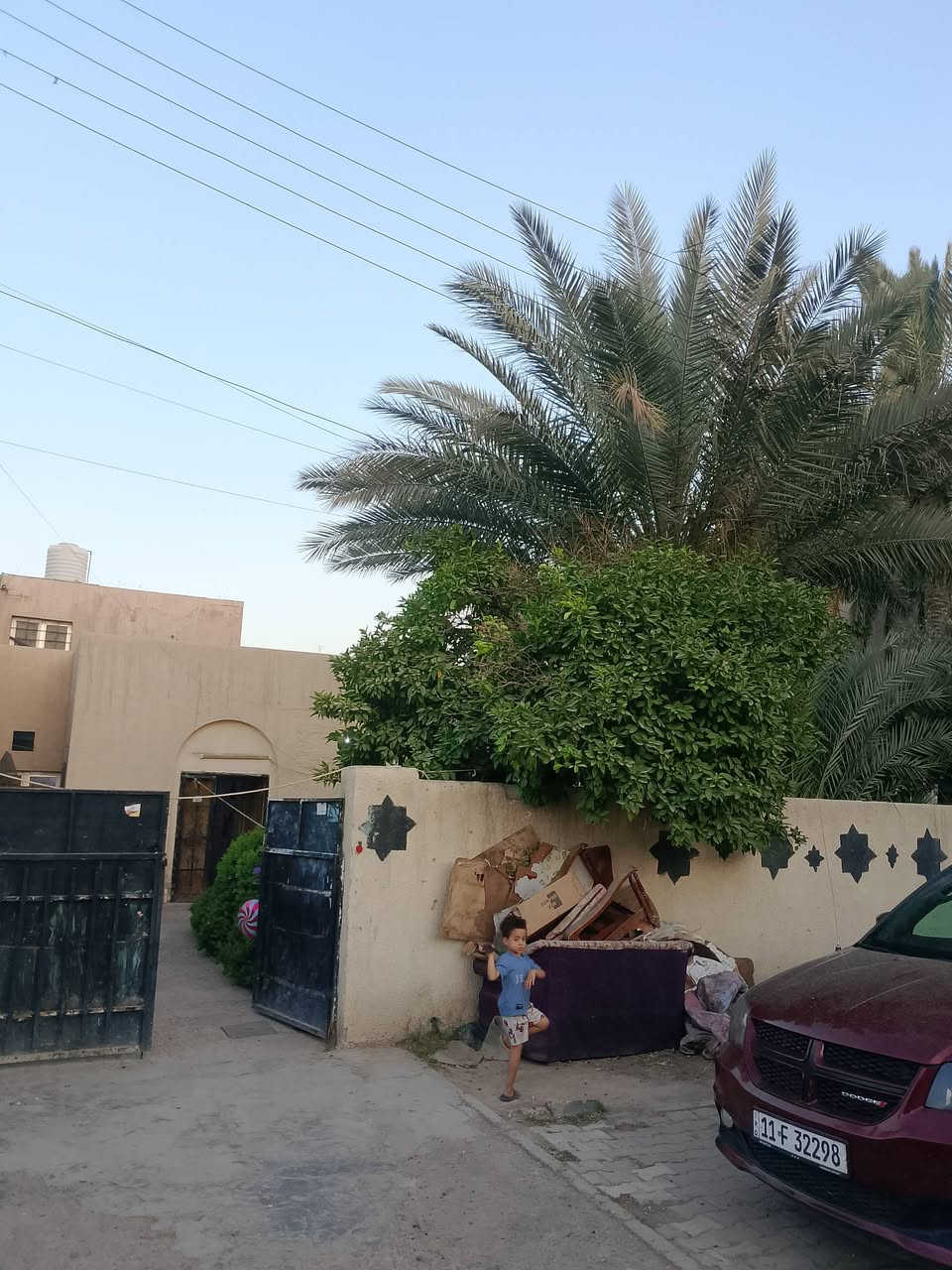 السلام عليكم
بيت للبيع الزعفرانية منطقة الشموخ 
المساحة 250 متر 
للتواصل 
***********
