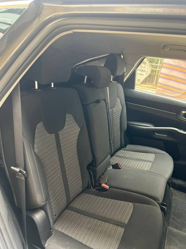 سورنتو وارد امريكي 2021 للبيع
ضررها تبديل بنيد وجاملغ ايمن باصلي. السياره مال بيت ومابيها نقص حلوة ورقم مثنى باسمي .
مكانها الشطرة
رقم ***********
السعر بي مجال او مراوس حسب القناعه الشطره, ذي قار
