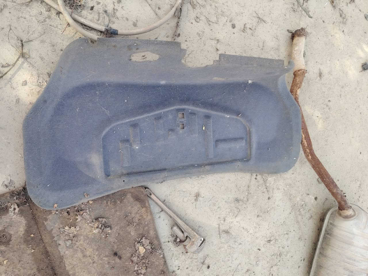 سلام عليكم زوج بك لايتات واحد زين وواحد شوي من فوك نفطور سعرهن ب10دبه دهن بور هيه والصوندات الكبس جديد ب15تنورات ثنين موجودة ب30شرط نضاف حيل نعومه اخت الجديدة بطانه صندوك وال ارضيه مال صندوك بس عوزة غسل ب15ثنينهن


**إذا كنت صاحب هذا الإعلان وتريد حذفه لأي سبب، رجاءا أرسل رسالة إلى الدعم الفني**