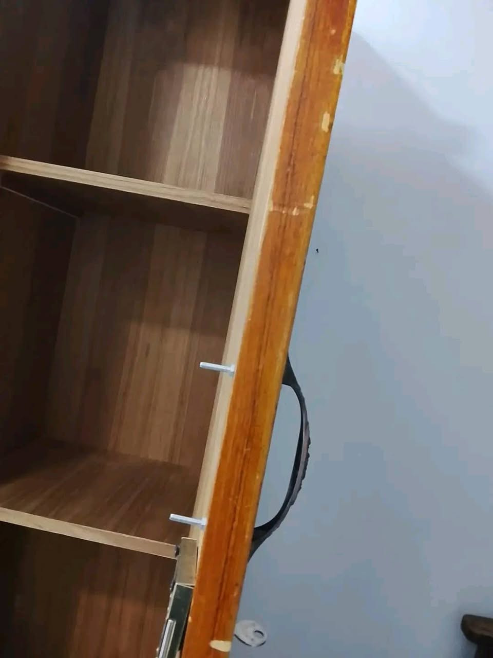 سلام عليكم كنتور للبيع اربع بيبان نضيف سعر خاص جوه سوك. .


**إذا كنت صاحب هذا الإعلان وتريد حذفه لأي سبب، رجاءا أرسل رسالة إلى الدعم الفني**