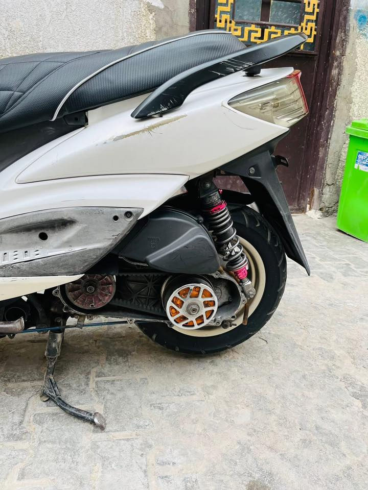 سلام عليكم
دراجه سكنس فحل كوري البيع 

مكينه مامفتوحه بلادي شلعه ومعدل كلجات رياضي دبل رياضي اشاير شغاله نكره سلف مكاني بغداد جديده اتصال ☎️ ***********

سعر 900بيها مجال الشراي
