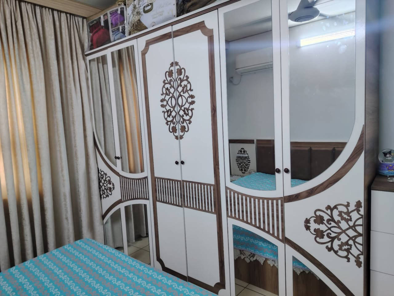 غرفه تركيه تكمه
7 قطع مع الدوشك 
سعر 700 
جدا نظيفه
مكان بسمايه .


**إذا كنت صاحب هذا الإعلان وتريد حذفه لأي سبب، رجاءا أرسل رسالة إلى الدعم الفني**