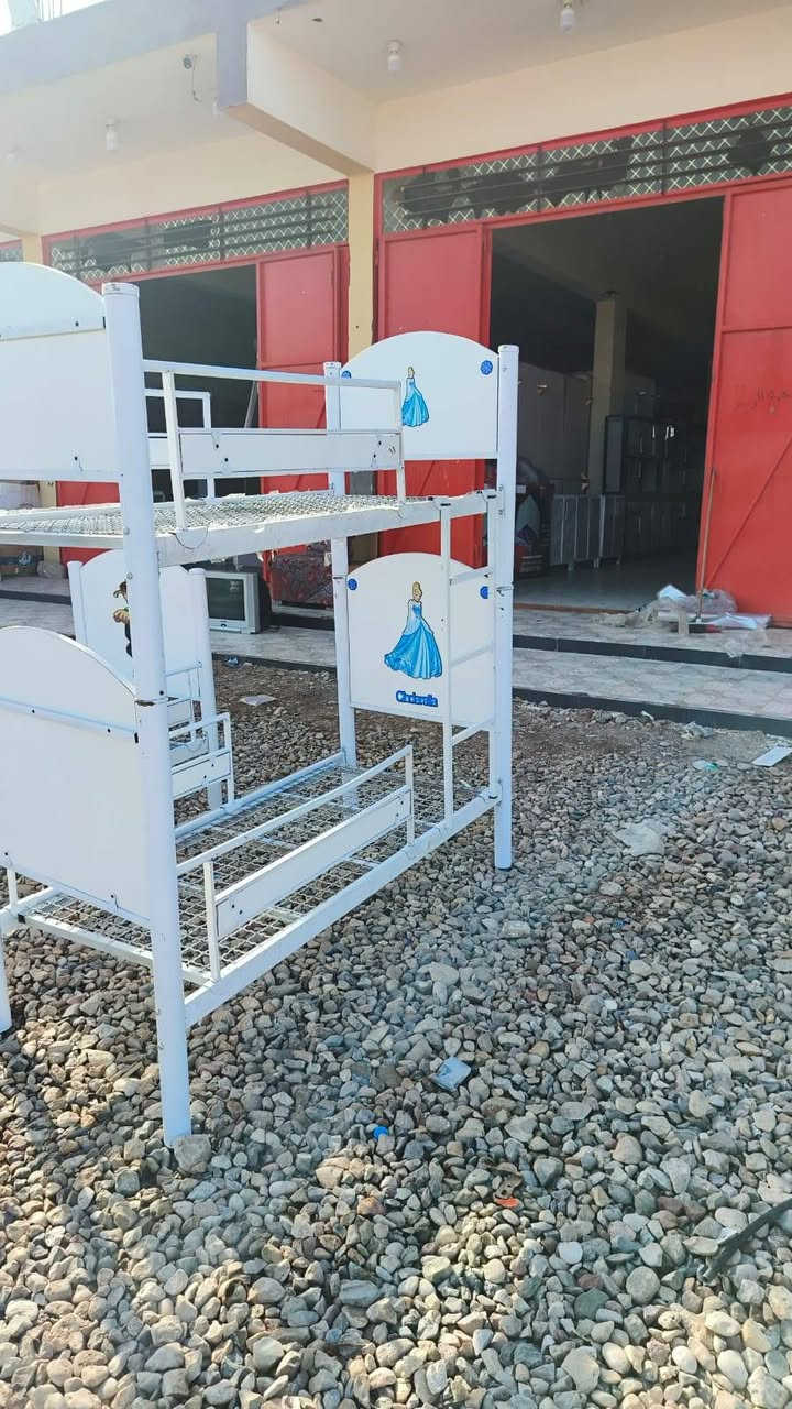 متوفر الان في مجمع الربيع للأثاث المنزلي". 
اهلا وسهلا بكم
العنوان واضح ان شاء الله
طريق بغداد صويرة المجمع صاير بالسايد الي رايح عالصويرة
مقابل محطة رضا الصالح الثانية وبالقرب من مطعم هنداس


**إذا كنت صاحب هذا الإعلان وتريد حذفه لأي سبب، رجاءا أرسل رسالة إلى الدعم الفني**