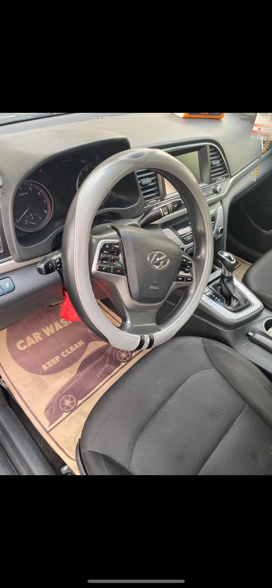 السلام عليكم النترا موديل 2018
وارد امريكي السيارة حادثها قطعتين صور حادثها بالمنشور
ماشيه112
سعرها 107$
العنوان بغداد 
للاستفسار ‭0773 914 2535‬
