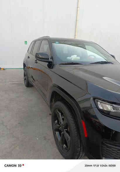 السلام عليكم 
كراند شيروكي لاريدو بلاك توب كفالة عامة موديل 2022 
ماشية 22 الف ميل 
قطع السيارة كلها بلاديه مامبدل قطعة
  6 سلندر
 مغلفه نانو السيارة كلها
حادثها غرق 

***********
