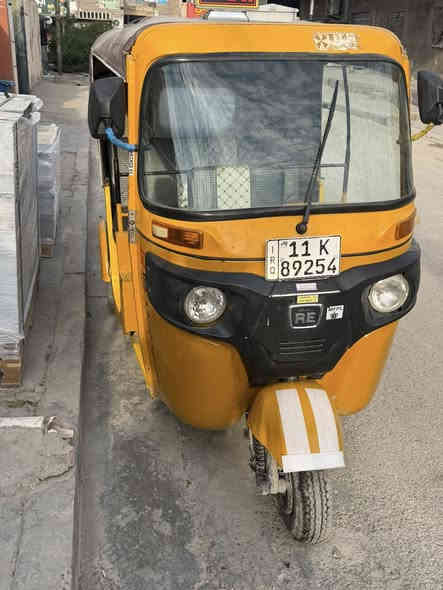 السلام عليكم تكتك للببع 2020 رقم وسنويه بغداد انكليزي مكينه نضيفه كشره مكفول العنوان الكماليه شارع المصرف السعر 5900 😍😍 سعر حلو  ***********
