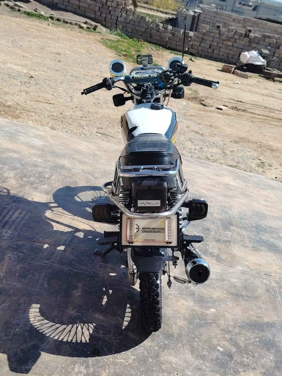 السلام عليكم موطور للبيع 2025 شرط مامفتوح فول جديد انضف من الصوره السعر 650 وبي مجال مكاني ناحيه القياره قريه الشبالي الستفسار اكثر علا هاذه الرقم *********** حميد ال رمضان
