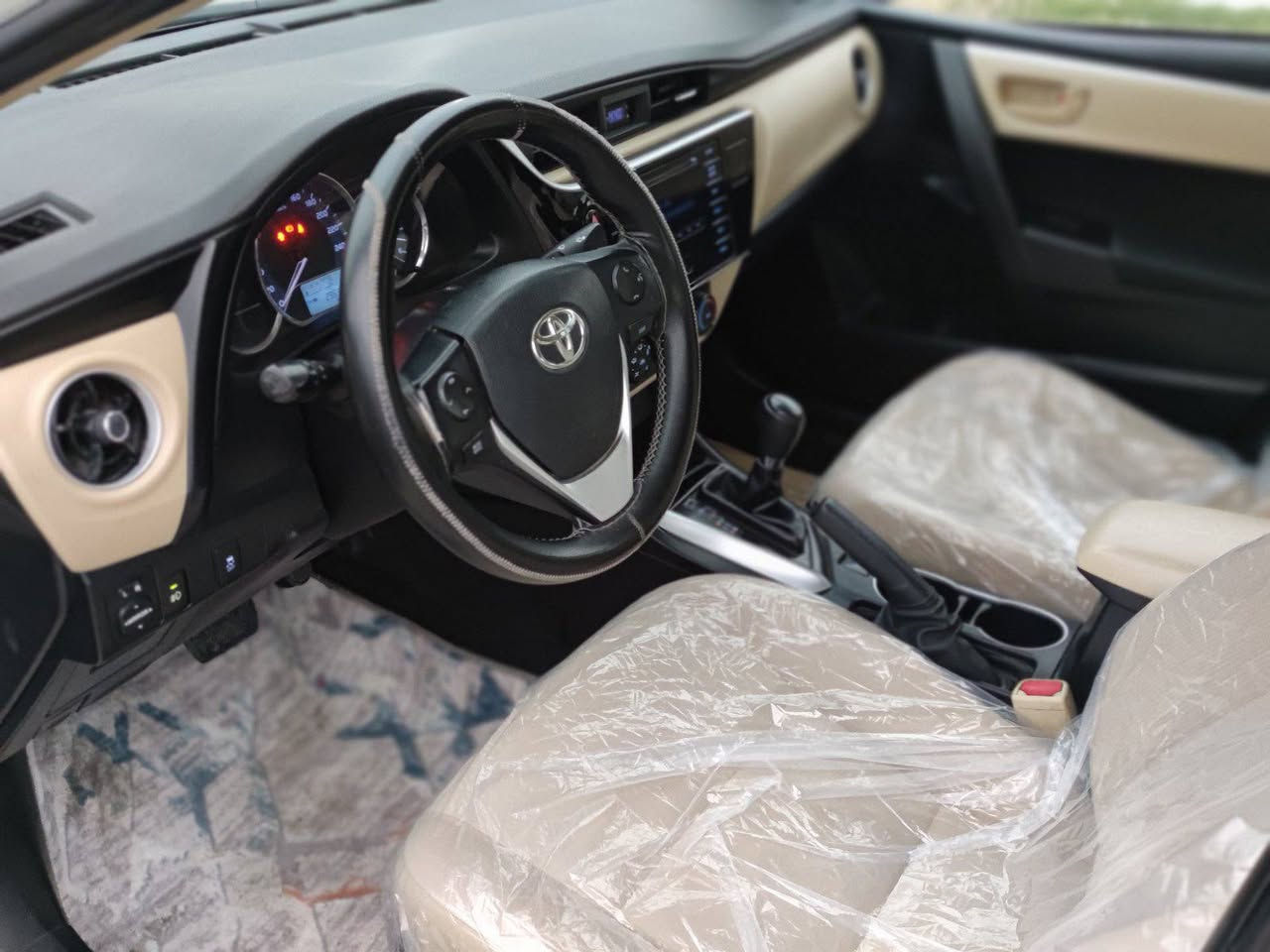 توێتا کرۆلا مۆدێل2018ی خلیجی مەکینە گەورە20
قەترە بۆیاخی نیەو بێلێدراو برغۆی نەکراوەتۆ
بەناوی خخۆمانەوەیەو وەکالەش دەکەینەوە
ه131هەزاری ڕۆشتوە 3سویچی بیلادی لەگەڵایە
تەحویلو غرامەشی بەشەرت حەفتەیەکە چوار تایەی لۆک خراوەتەژێری گێڕو مەکینەی بەشەرت نەکراوەتەوە
خراوەتە ژێری تەبریت ساردوو گەرم بەشەرت
سعریشی 153گەڵاو مەعمەلە
گەر موشتەریت تەلەفون بکە لە خزمەتام 
***********//*********** حلبجة, السليمانية
