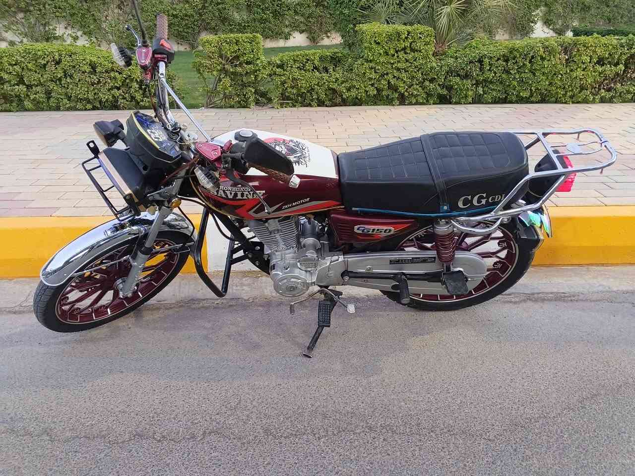 دراجه نضيفه مثل بل صوره موديل 24 السعر 725 وبي مجال قليل مكاني الرمادي التأميم القادسيه الثانيه رقمي ***********
