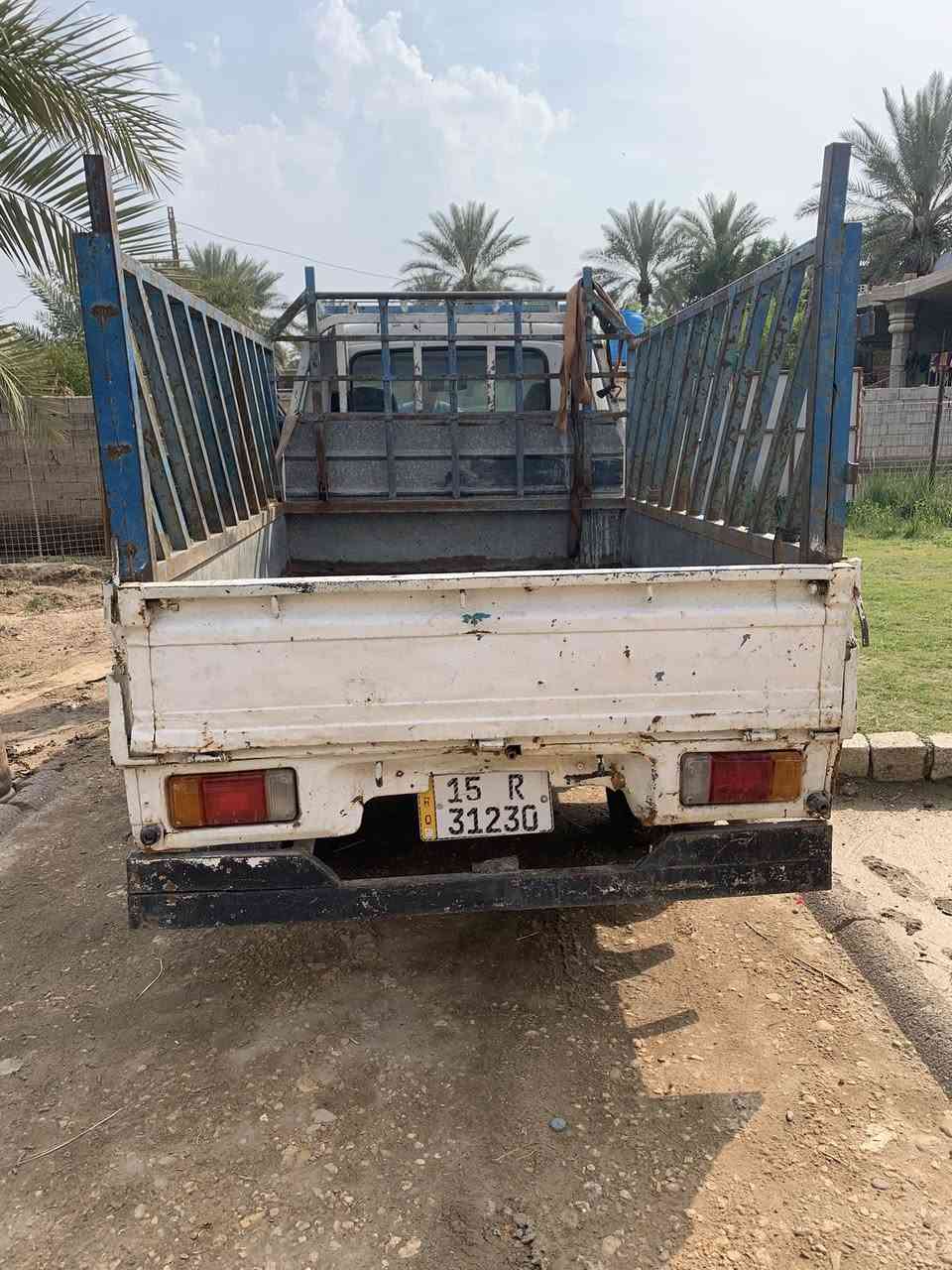 كيه حمل ٩٥ كير ومحرك خير من الله رقم شاصي مكفول رقم نكليزي سنويه ل ٣١ صدر تايرات جديد مابيه اي مشكله السعر ٤٥ وبيها مجال بعد 
التواصل ***********
