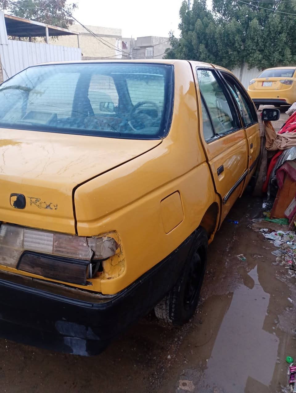 بيجو روى 2009 مكينة نظيفه كير نظيف بس ع الثاني يفلت يرادله ترتيبات عوزها عينه وصينه  15 ورقه وبيه مجال المكان بغداد الزعفرانيه ***********
