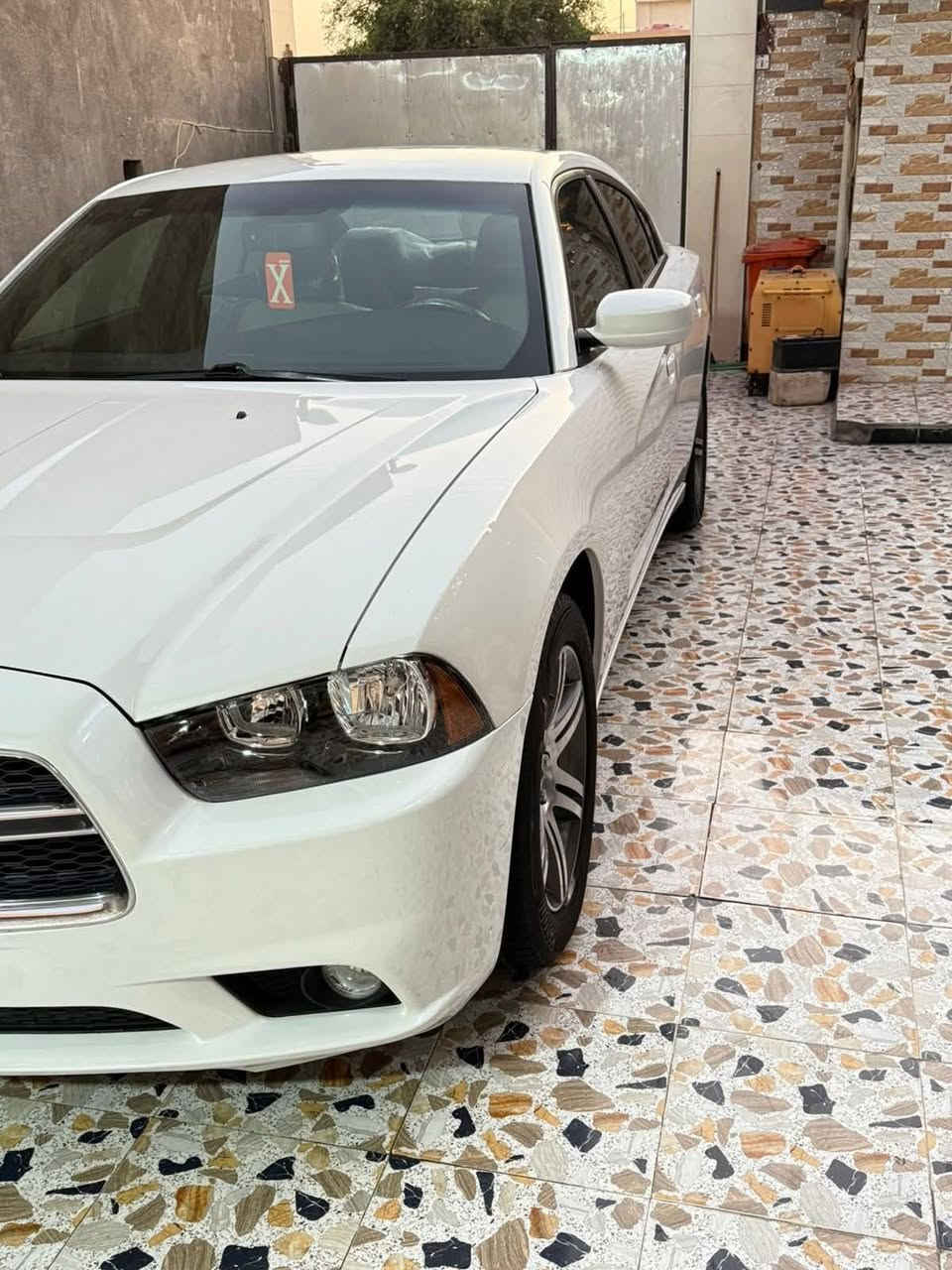 السلام عليكم جارجر 14حاويه كفاله عامه ضربه صبغ كص سياره جديده
السعر 95وبي مجال حك الجيه فقط 
***********
